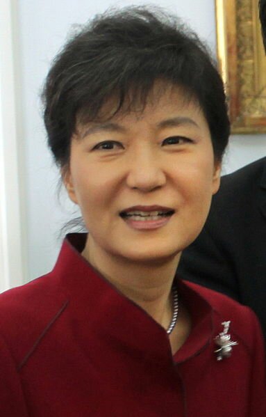 383px-Geun_Hye_Park